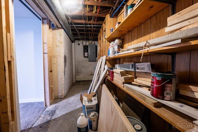 1904 Hunt Road, Reading, OH 45215