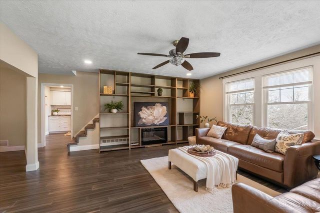 1904 Hunt Road, Reading, OH 45215