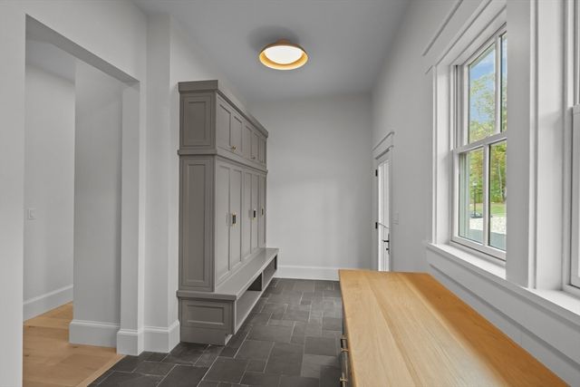 1 Couture Way, Middleton, MA 01949