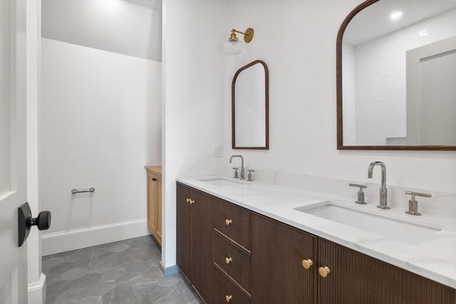 1 Couture Way, Middleton, MA 01949