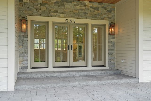 1 Couture Way, Middleton, MA 01949