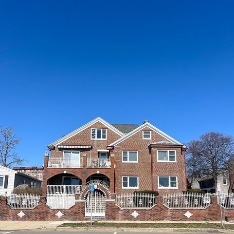 77 Lynn Shore Drive 3, Lynn, MA 01902