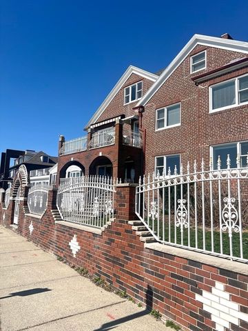 77 Lynn Shore Drive 3, Lynn, MA 01902