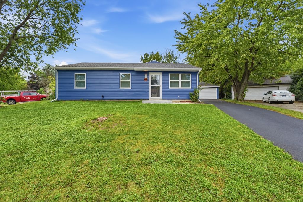 225 Malibu Drive, Bolingbrook, IL 60440 — photo 3
