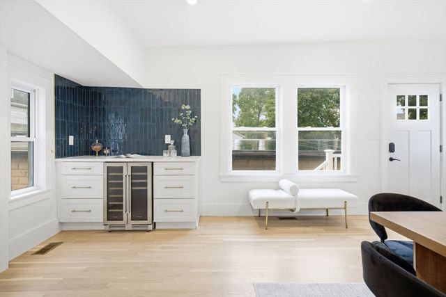 80 Dell Ave, Melrose, MA 02176