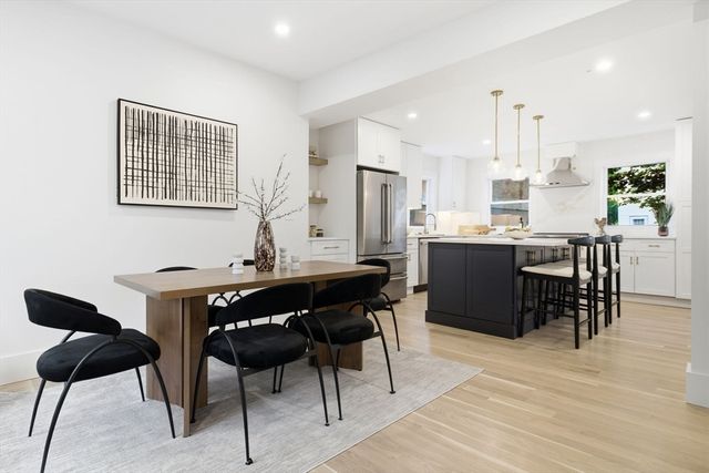 80 Dell Ave, Melrose, MA 02176