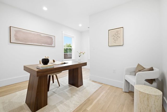 80 Dell Ave, Melrose, MA 02176