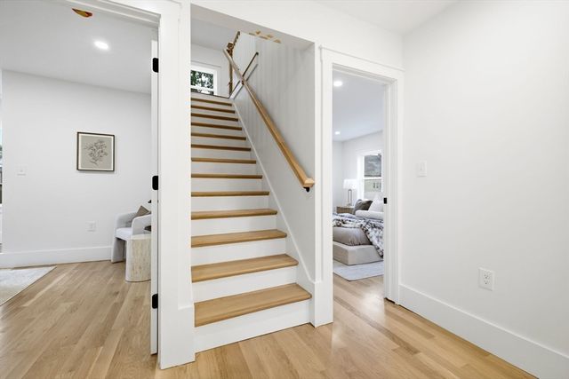 80 Dell Ave, Melrose, MA 02176