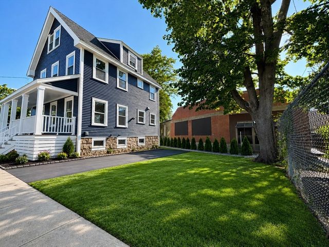 80 Dell Ave, Melrose, MA 02176