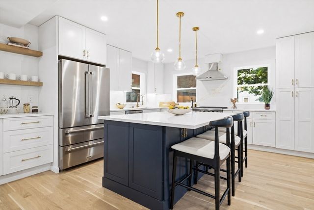 80 Dell Ave, Melrose, MA 02176