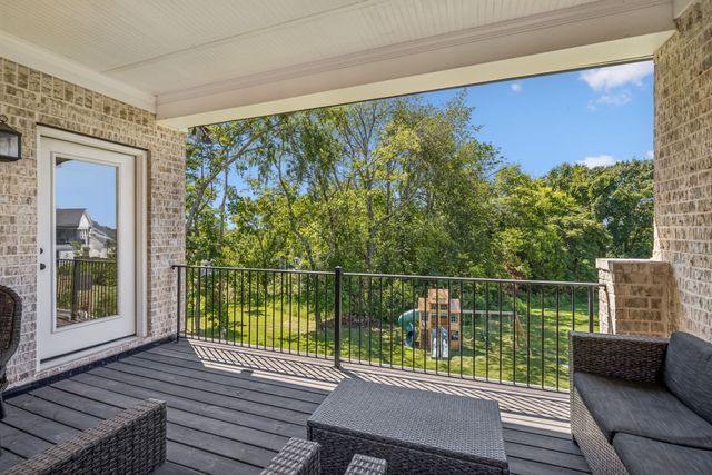 4784 Woodrow Pl, Arrington, TN 37014