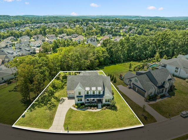 4784 Woodrow Pl, Arrington, TN 37014