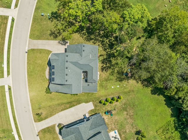 4784 Woodrow Pl, Arrington, TN 37014