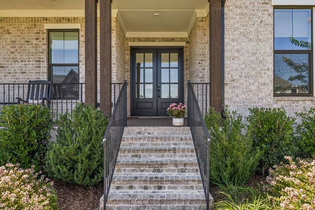 4784 Woodrow Pl, Arrington, TN 37014