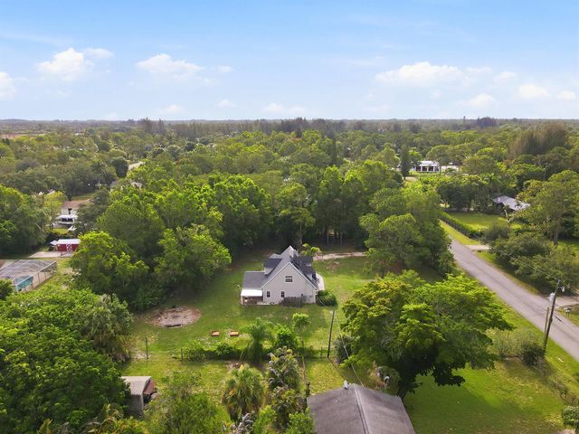 16317 Glasgow Drive E, Loxahatchee, FL 33470
