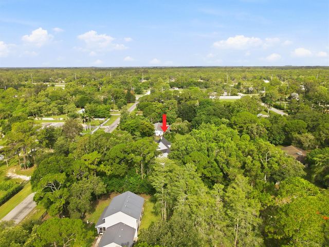 16317 Glasgow Drive E, Loxahatchee, FL 33470