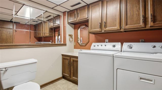 212 Country Club Lane, Altoona, WI 54720
