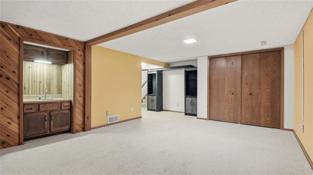 212 Country Club Lane, Altoona, WI 54720