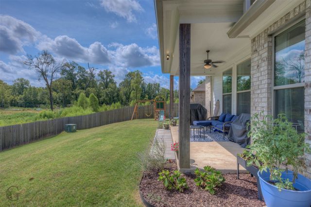 1152 Green Wood Circle, Haughton, LA 71037