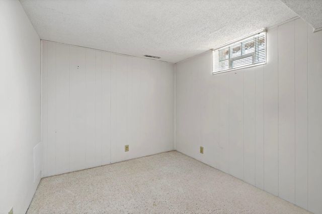 6073 Yukon Avenue N, New Hope, MN 55428