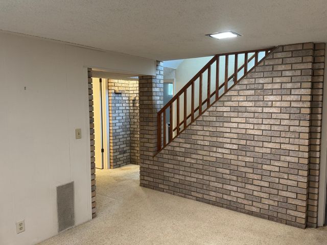 6073 Yukon Avenue N, New Hope, MN 55428