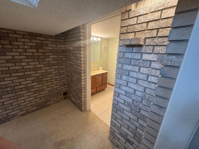 6073 Yukon Avenue N, New Hope, MN 55428