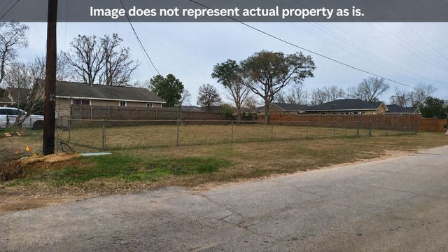 206 1st Street, Willis, TX 77378