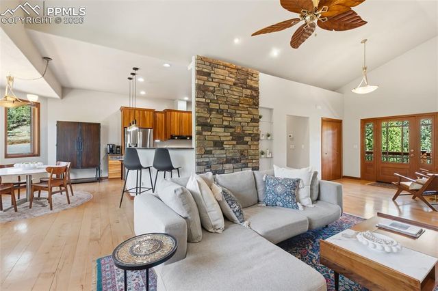 6104 Coffee Pot Road, Manitou Springs, CO 80829