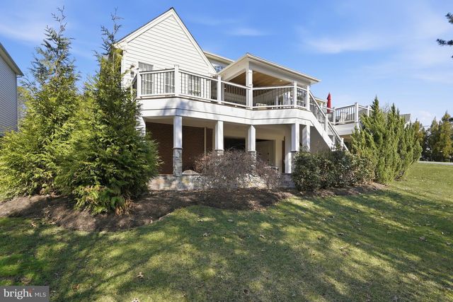 20018 PALMER CLASSIC PKWY, Ashburn, VA 20147