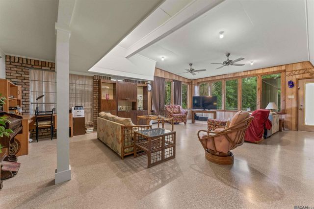 12674 S Highmeadow Ct, Baton Rouge, LA 70816