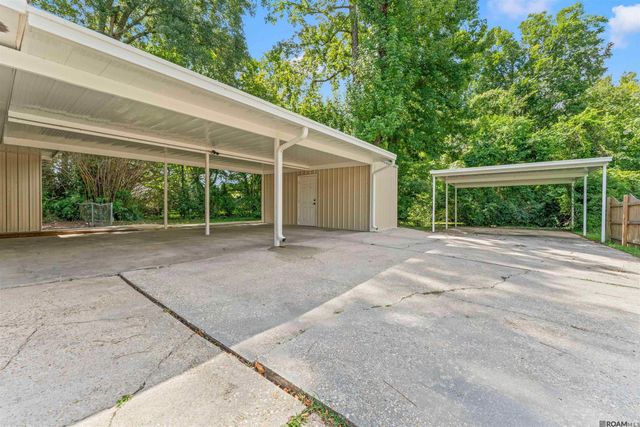 12674 S Highmeadow Ct, Baton Rouge, LA 70816