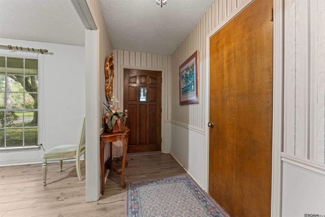 12674 S Highmeadow Ct, Baton Rouge, LA 70816