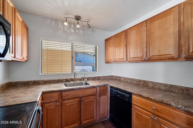 3302 E ANDORRA Drive, Phoenix, AZ 85032