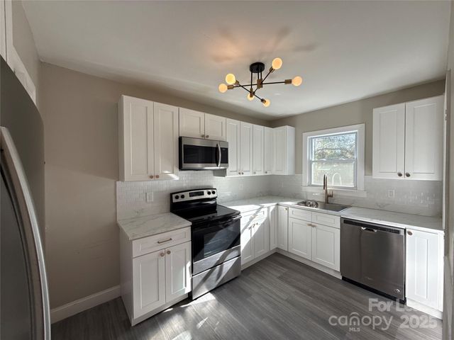 1242 Dade Street, Charlotte, NC 28205