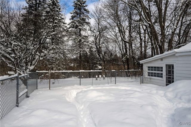 20 Balsam Crescent, New Hartford, NY 13413