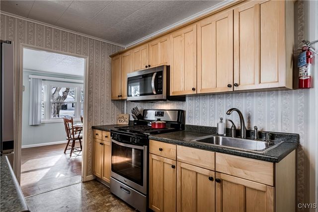 20 Balsam Crescent, New Hartford, NY 13413