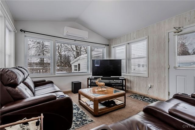 20 Balsam Crescent, New Hartford, NY 13413