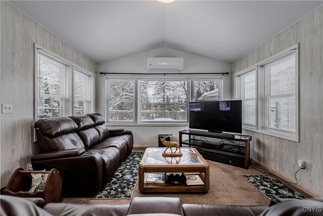 20 Balsam Crescent, New Hartford, NY 13413