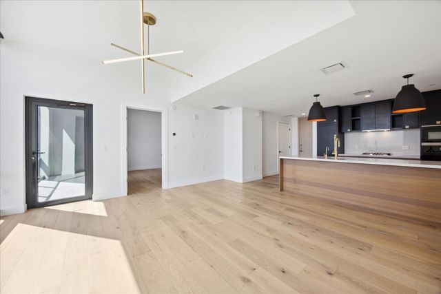 70 Rainey ST 2505, Austin, TX 78701