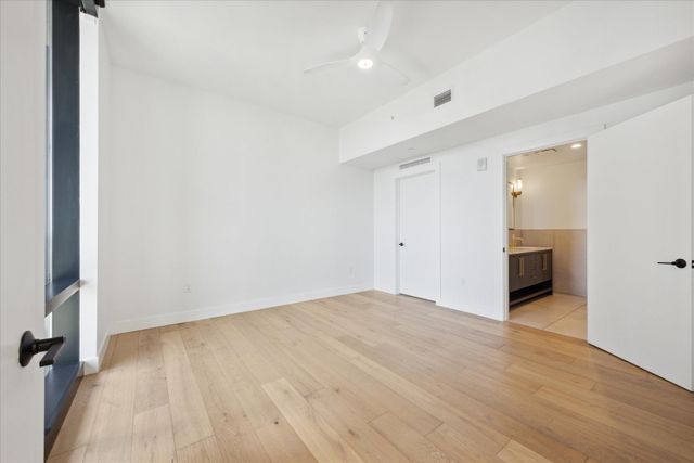 70 Rainey ST 2505, Austin, TX 78701