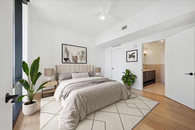 70 Rainey ST 2505, Austin, TX 78701