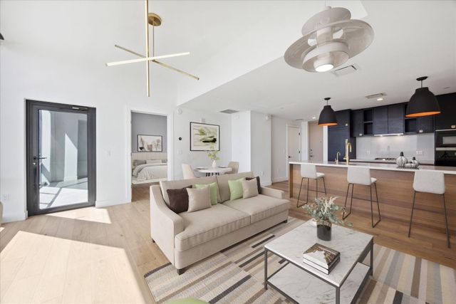 70 Rainey ST 2505, Austin, TX 78701