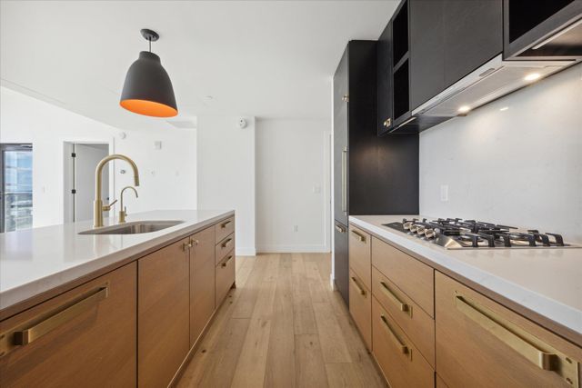 70 Rainey ST 2505, Austin, TX 78701