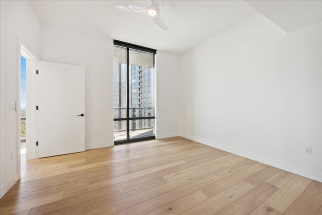 70 Rainey ST 2505, Austin, TX 78701