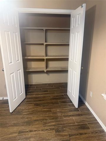 1020 Norway Avenue, Yukon, OK 73099