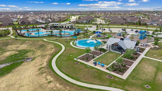 7823 Open Point Drive, Cypress, TX 77433