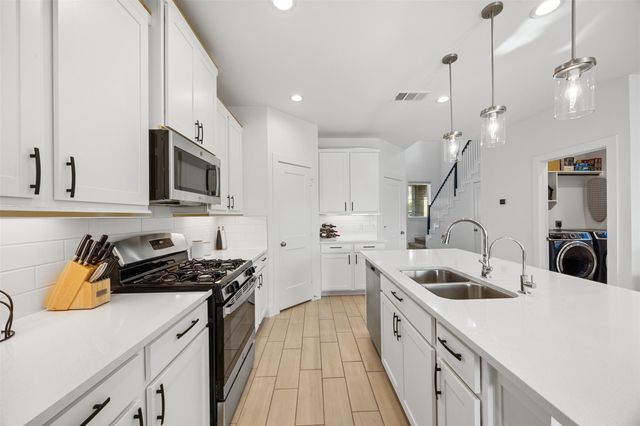 7823 Open Point Drive, Cypress, TX 77433