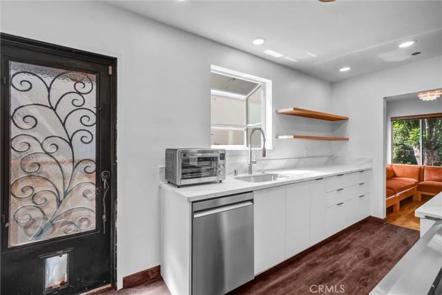 628 S Irena Avenue, Redondo Beach, CA 90277