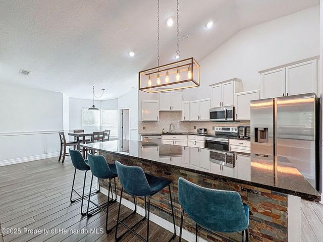 11 Maidenbush Court, Homosassa, FL 34446