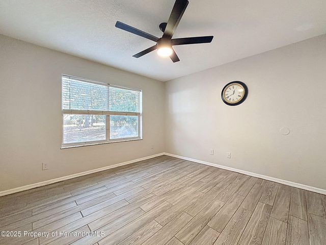 11 Maidenbush Court, Homosassa, FL 34446